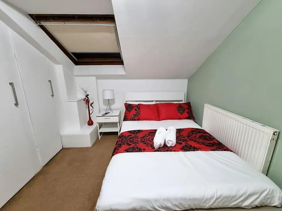 *F1*5Gh* Setup For Your Most Relaxed & Amazing Stay + Free Parking + Free Fast Wifi * Leeds